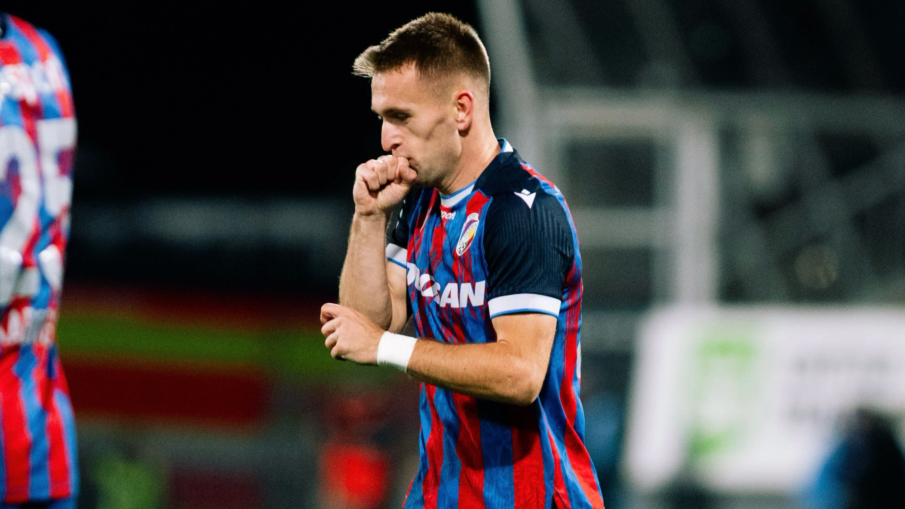 UEFA izdvojila potez Zmaja: Pogledajte šta je Memić uradio protiv Levskog!